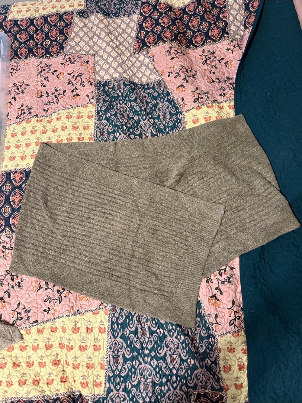 Barefoot Dreams CozyChic Lite Ribbed Scarf Sage Gray Style 478